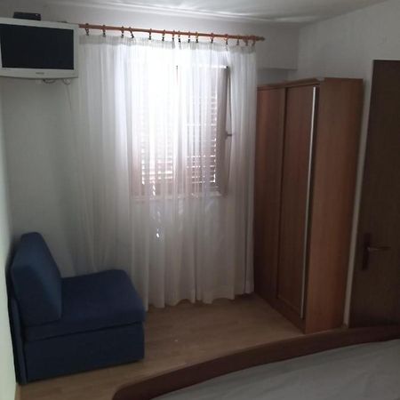 Kontin 2 Apartment Stari Grad  Exterior foto